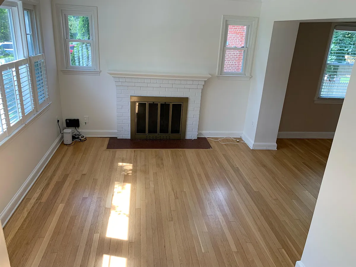 Building Photo - 9511 Singleton Dr