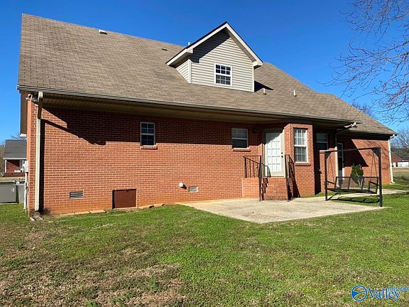 3rd image of 153 County Road 599