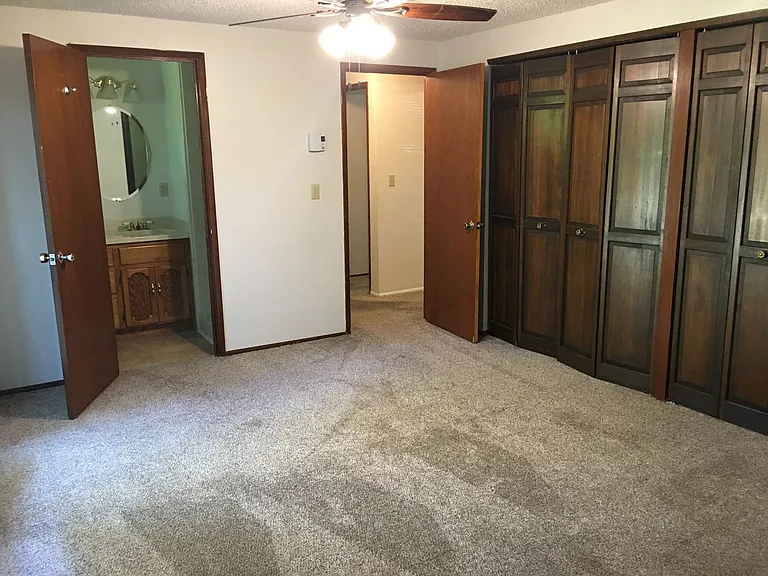 371 Ivanhoe Ave — Photo 12