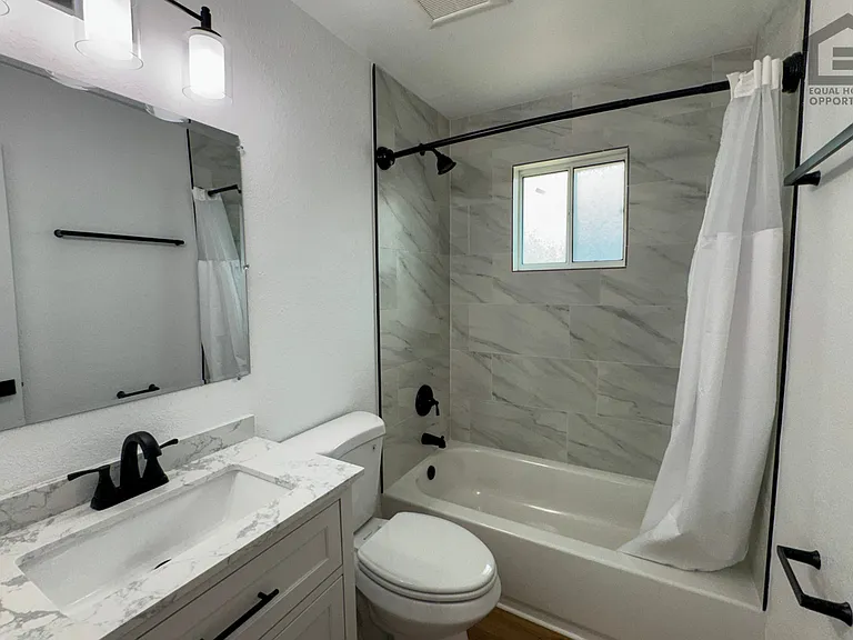 4933 E Willetta St — Photo 15