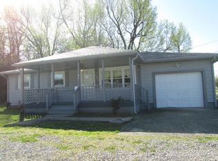 104 W Farren Ave, Earlington, KY 42410