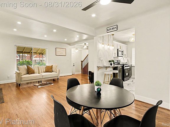 4th image of 18927 Stansbury St
