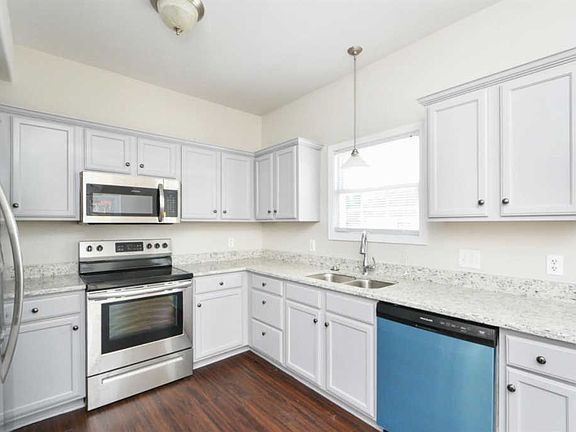 2nd image of 216 Cameron Dr