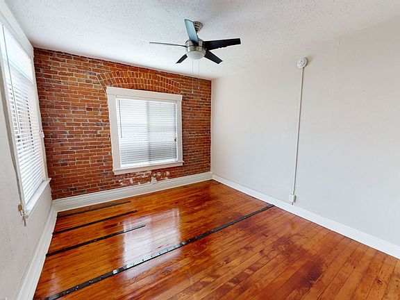 2nd image of 1330 S Union Ave #308