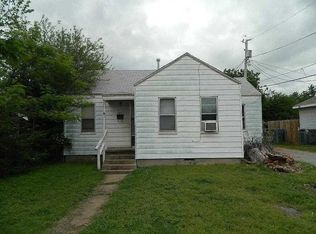 1607 SW 6th St, Lawton, OK 73501