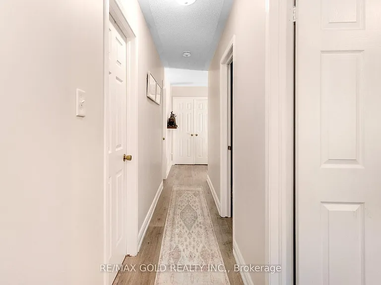 6900 Old Creditview Rd — Photo 37