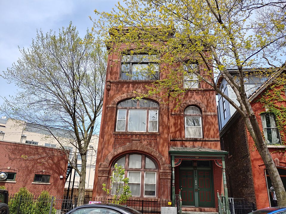 1st image of 1523 N Elk Grove Ave APT 3