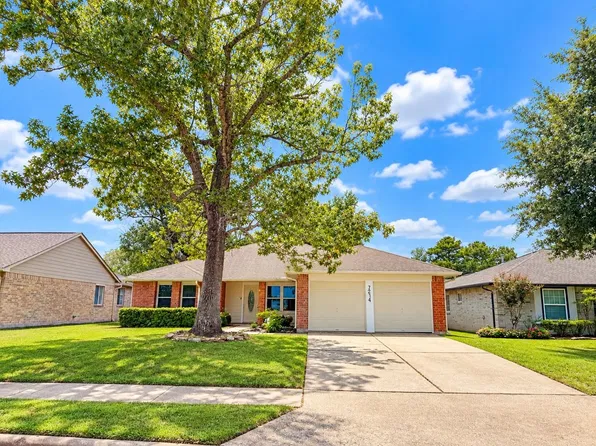 7214 Echo Pines Dr, Humble, TX 77346