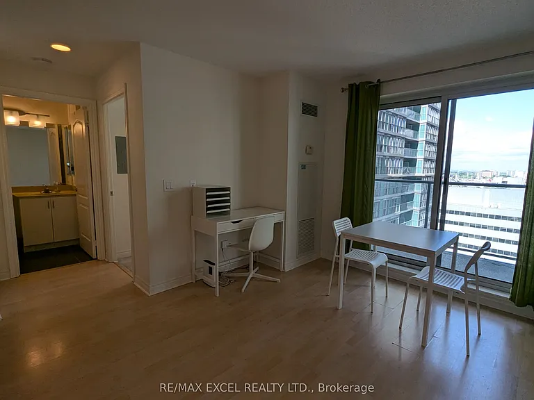 60 Town Centre Ct #1605 — Photo 4