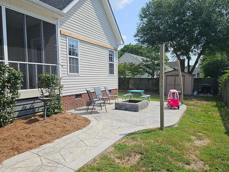142 Shellbank Dr — Photo 34