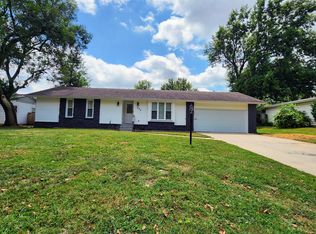 304 E Morningside St, Springfield, MO 65807