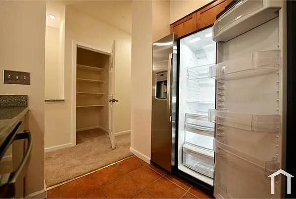 7517 Bancroft Ave — Photo 12