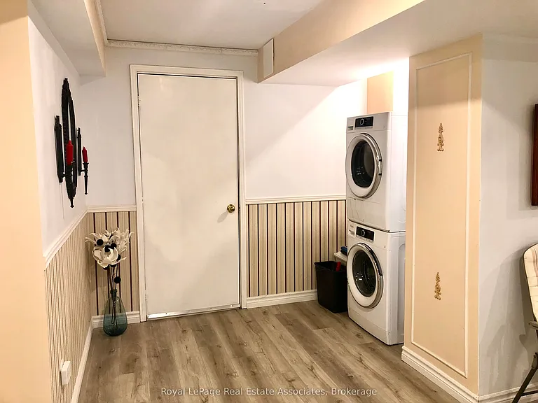 889 Bancroft Dr W #BASEMENT — Photo 18