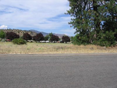 H Four H Way, Yreka, CA, 96097