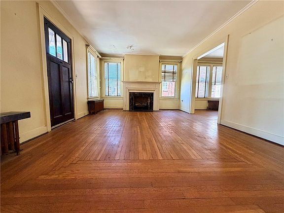 2nd image of 2406 Pioneer Ave