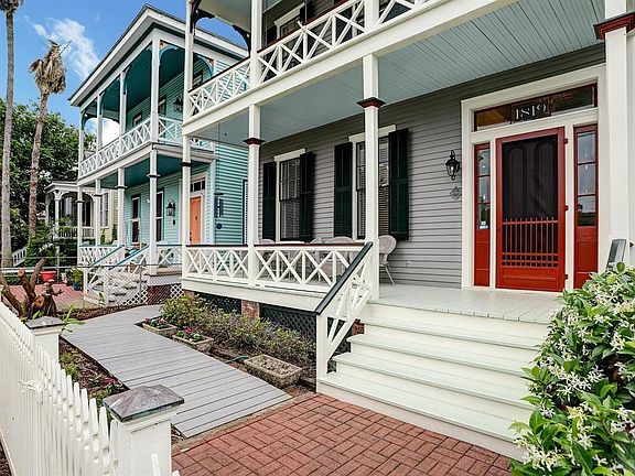 3rd image of 1819 Avenue L