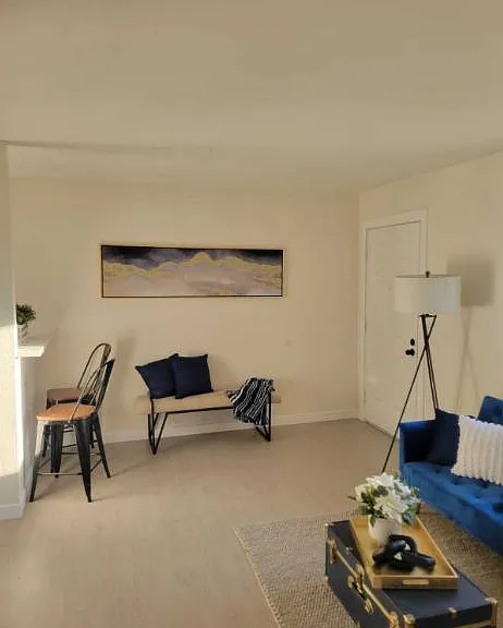 2375 Notre Dame Blvd #10 — Photo 9