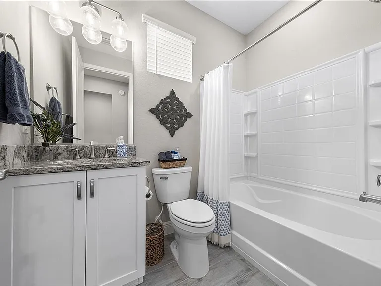 5361 NW 33rd Pl — Photo 21
