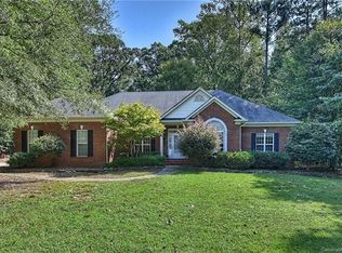 737 Elizabeth Ln, Matthews, NC 28105