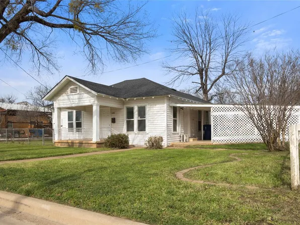1006 3rd St, Brownwood, TX 76801