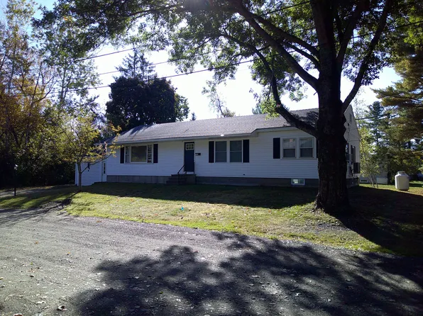 12 Charles Street, Orono, ME 04473