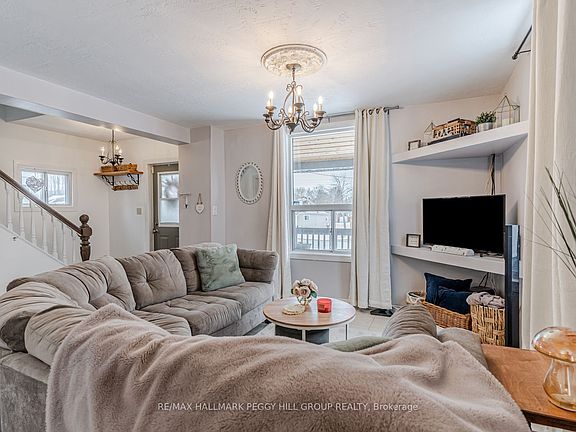 2nd image of 408 Regent St