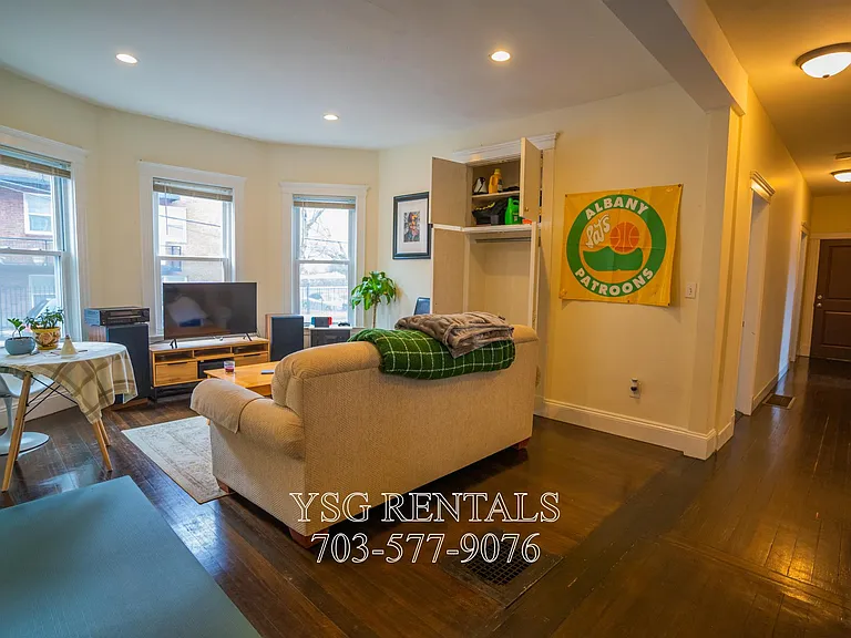 36 Sumner St #1 — Photo 7