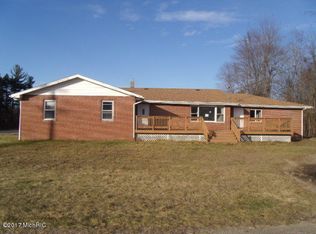 75982 County Road 378, Covert, MI 49043