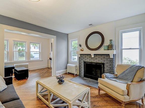 5th image of 30 Randolph Pl