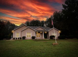 1048 W Olympia St, Hernando, FL 34442