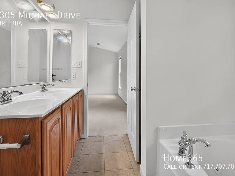 1305 Michael Dr — Photo 17