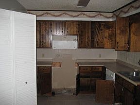 4th image of 132 Buck St