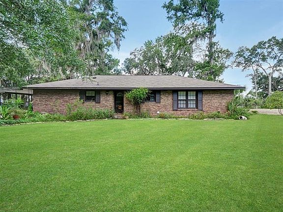 2nd image of 203 Japonica Dr