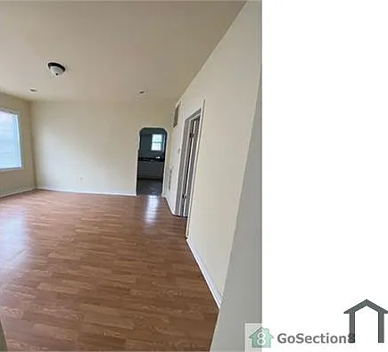 1196 Arlington St — Photo 4