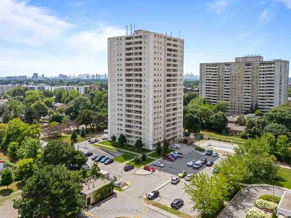 1350 York Mills Rd #2205, Toronto, ON M3A 2A1