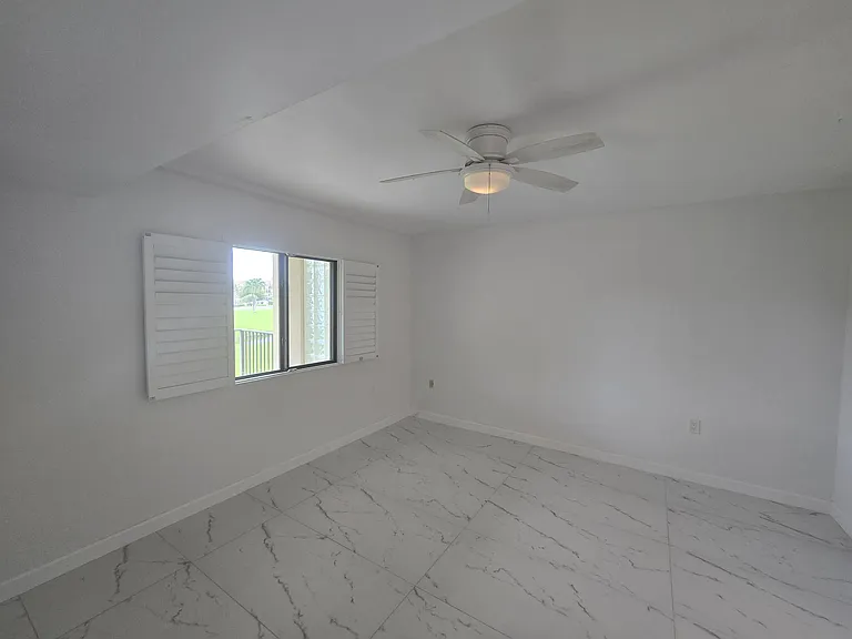 901 Seafarer Cir #104 — Photo 12