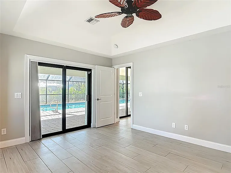 540 Alabama Ave — Photo 38