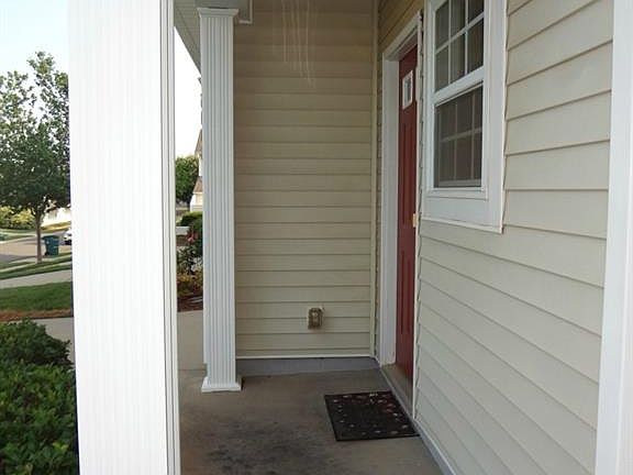 2nd image of 6006 Blackheath Dr