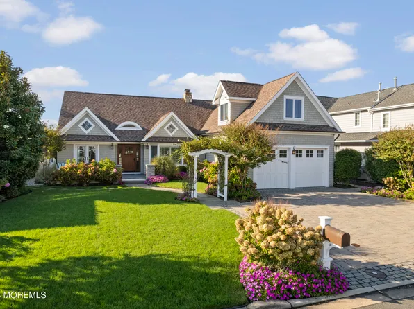 143 Squan Beach Drive, Mantoloking, NJ 08738