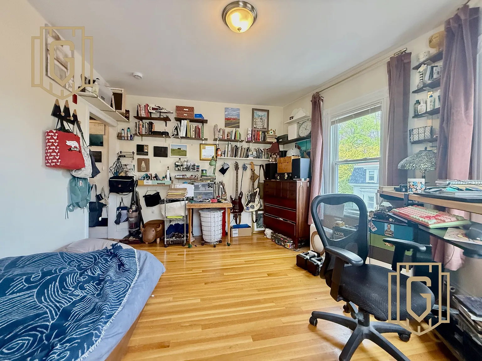 3 bed, 9999 sqft, $3,950 — Photo 3