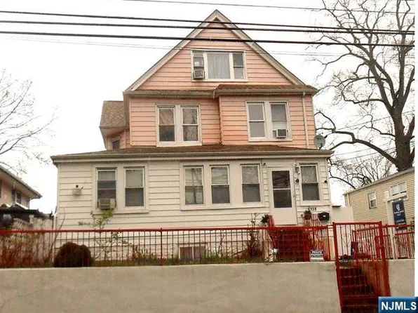 139 E Forest Ave, Teaneck, NJ 07666