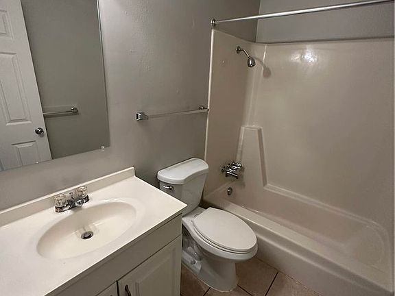 4th image of 2302 Salvador St APT 3