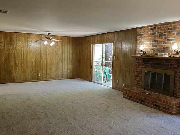 3rd image of 1141 Wildwood Ln