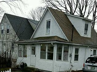 88 Arlington Ave, Warwick, RI 02889