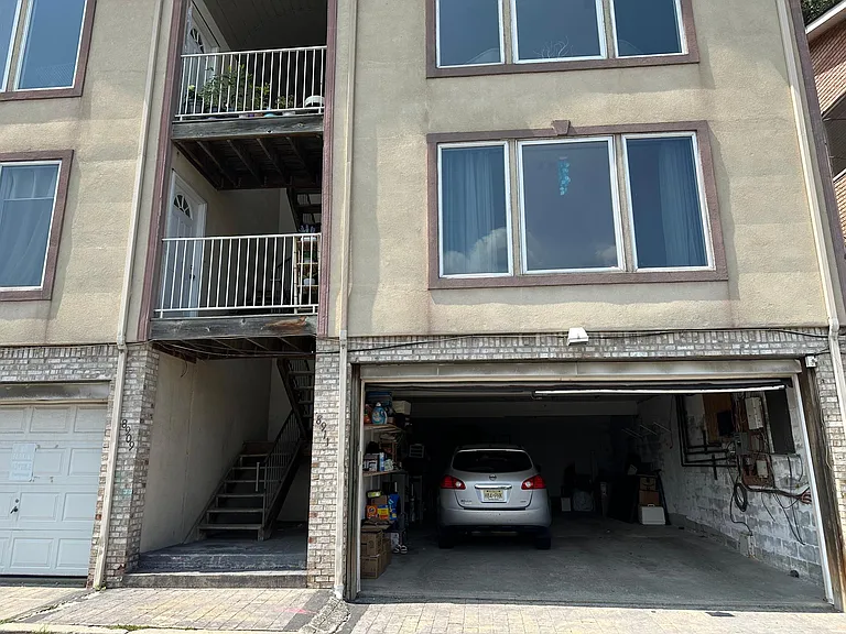 8911 Riverside Pl #1 — Photo 40