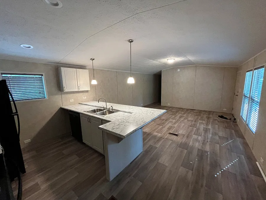 3 bed, 1068 sqft, $1,390 — Photo 2