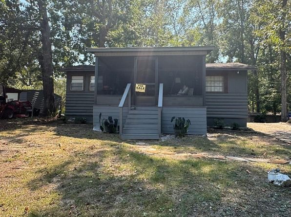 130 Beach Dr