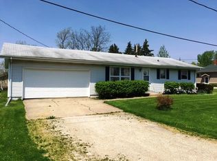 2002 S Cedar St, Princeton, IL 61356