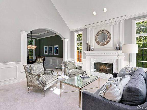 Gorgeous formal living room with vaulted ceilings