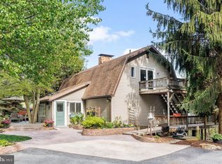 6250 Parkway E, Harrisburg, PA 17112